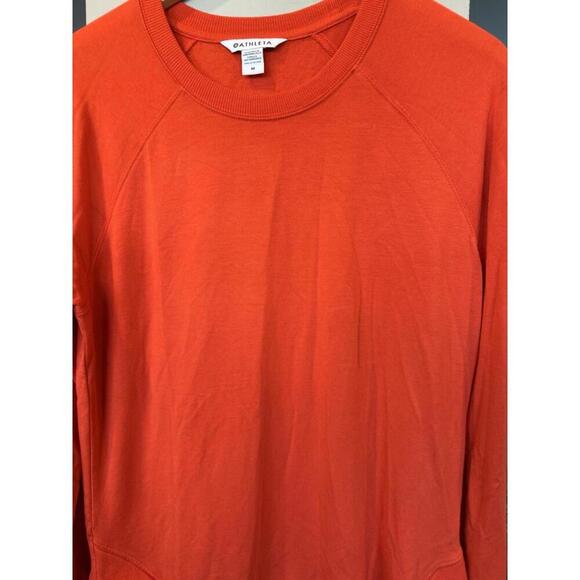 Athleta Womens Mindset Sweatshirt Med Orange Pullover Model blend lounge top - Picture 2 of 2